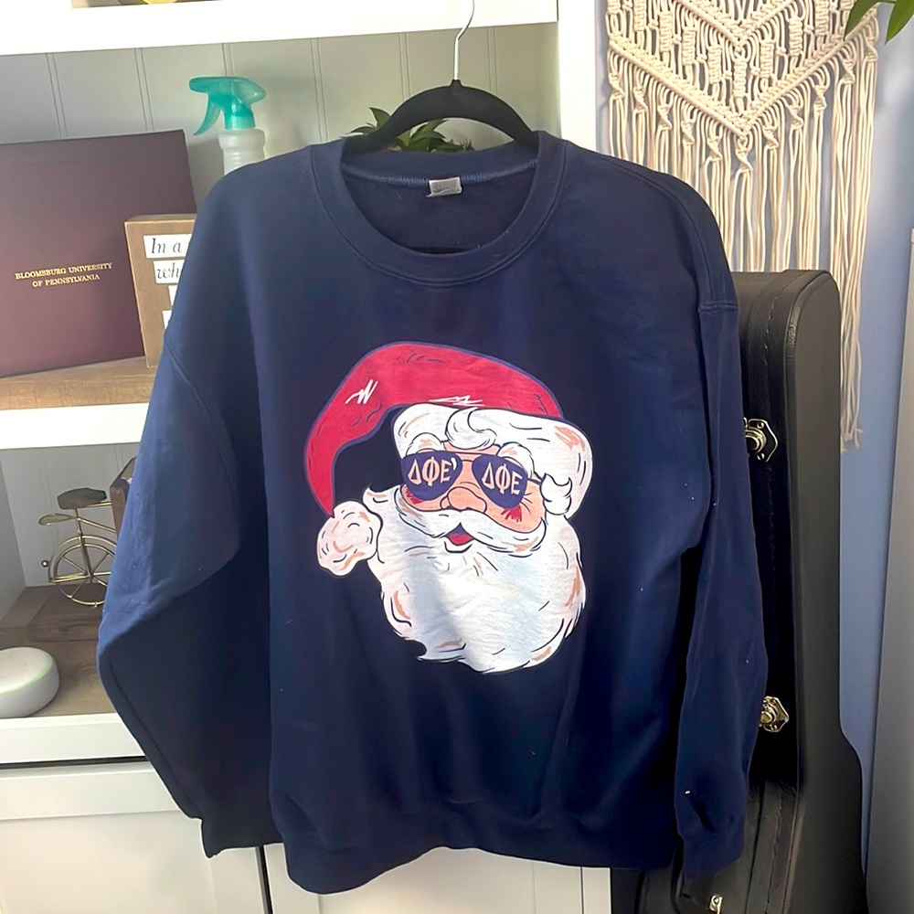 DPHIE Santa Oversized Crewneck